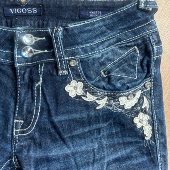 WESTERN - FLORAL RHINESTONE - DARK WASH BOOT CUT JEANS - SIZE 26 - Picture 2 of 8